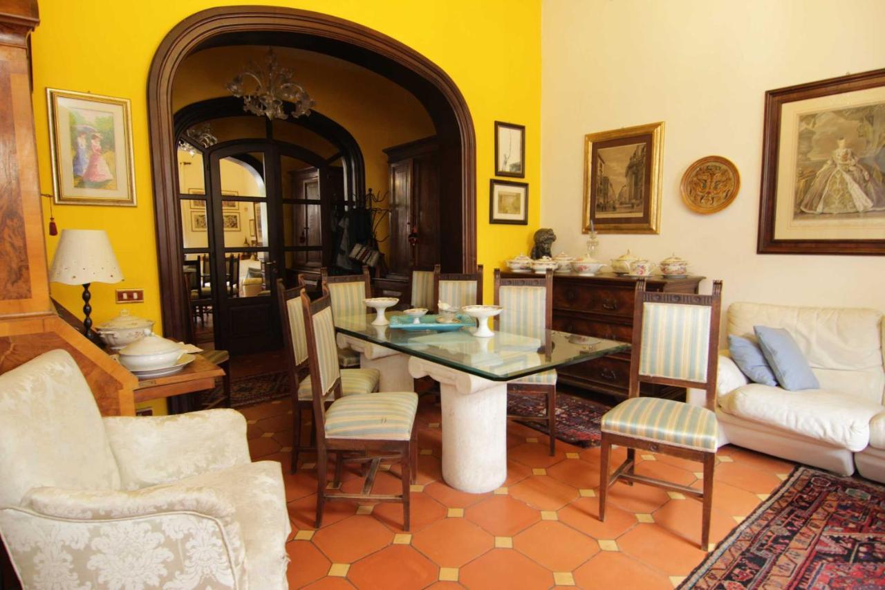 L'Arrocco Bed And Breakfast 马瑞纳迪卡拉拉 外观 照片